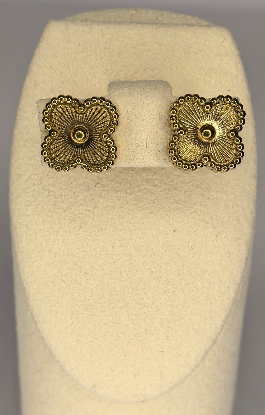 Vintage Gold-Toned Floral Stud Earrings