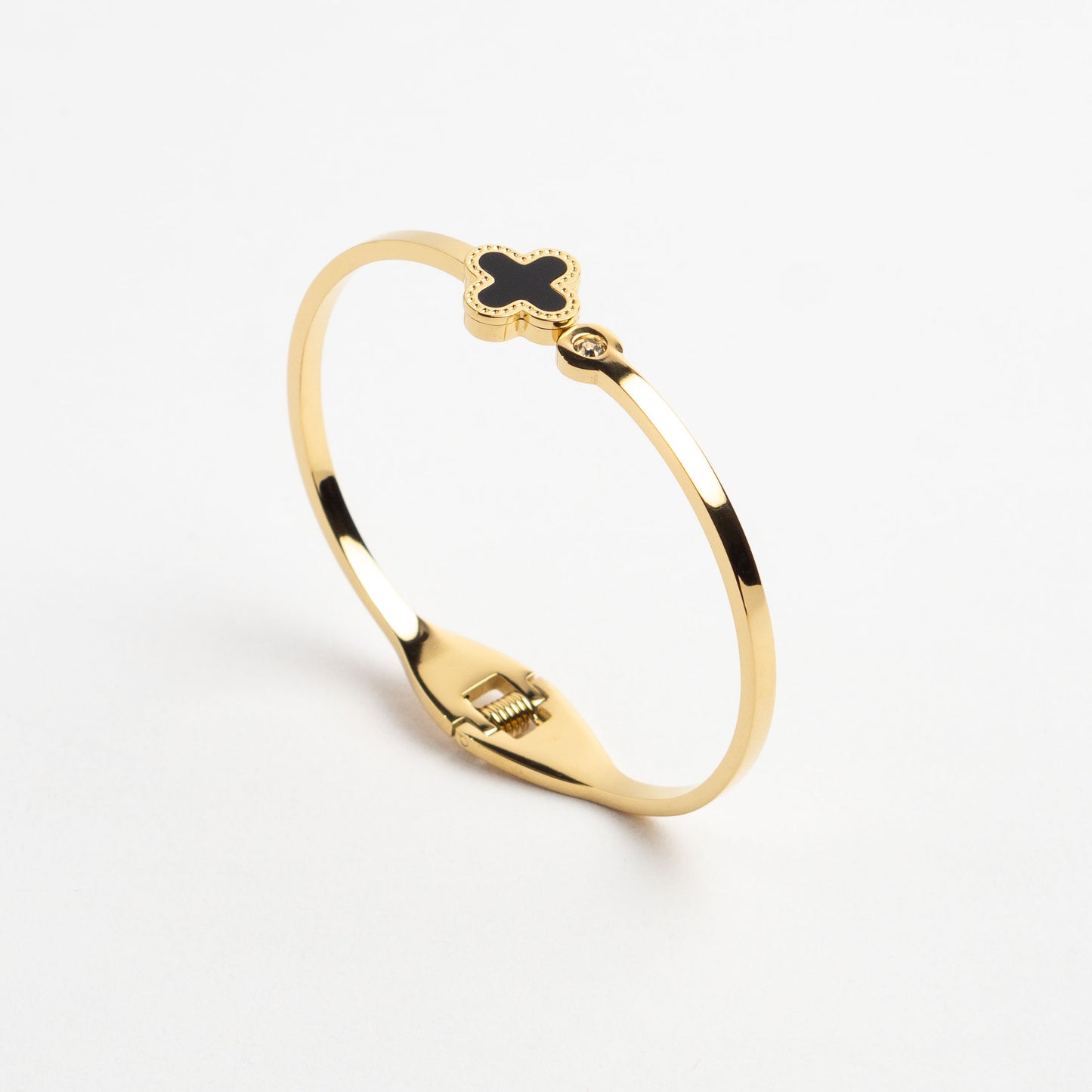Black Clover Leaf Bangle