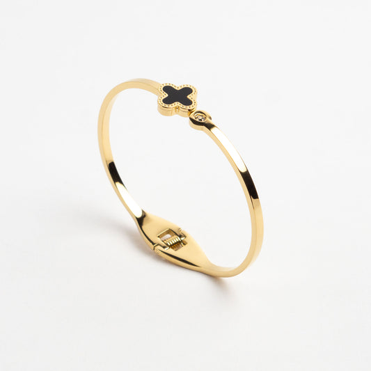 Black Clover Leaf Bangle