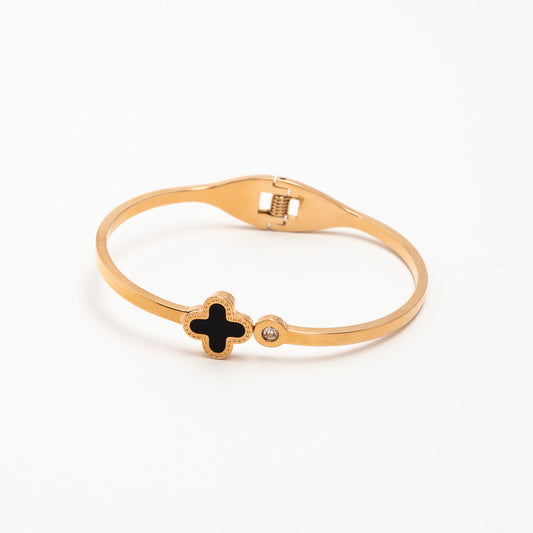 Black Clover Leaf Bangle