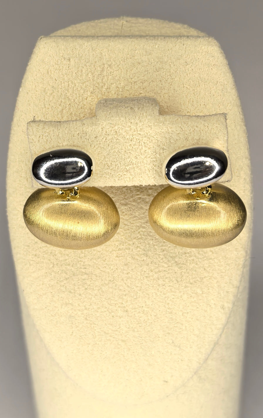 Modern Mixed-Metal Pebble Earrings – Silver & Brushed Gold